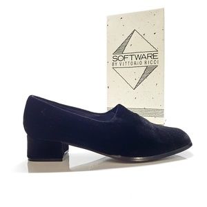Vittorio Ricci Black Velvet Pump, Size 8.5